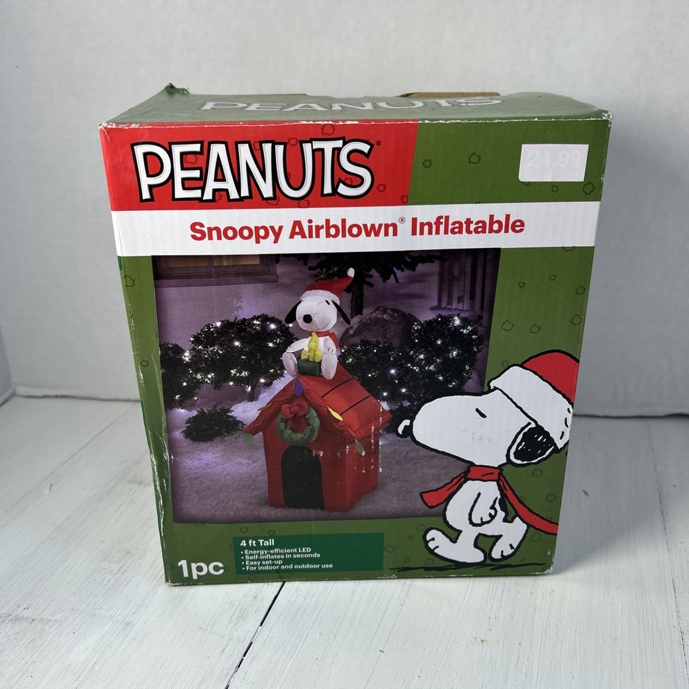 Gemmy 4' Airblown Lighted Peanuts Snoopy Christmas Inflatable 1257‎